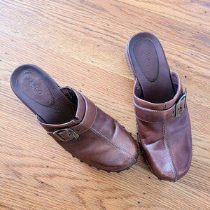 ECCO Women's Brown Leather Studded Mules Clogs